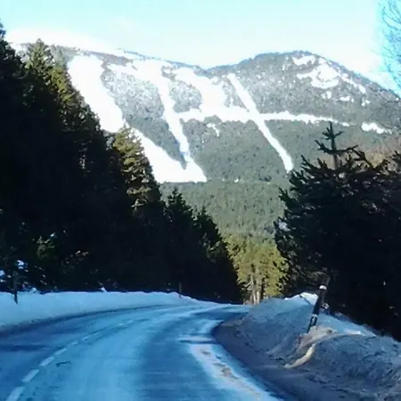Les Angles: Esqui, Base Nautica, Naturaleza, Bike Park, ... Les Angles