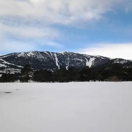 Les Angles: Esqui, Base Nautica, Naturaleza, Bike Park, ... *